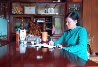 NGƯỜI PHỤ NỮ NHIỆT TÌNH TRONG CÔNG VIỆC