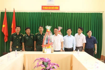LÃNH ĐẠO TỈNH, HUYỆN THĂM CHÚC TẾT ĐỒN BIÊN PHÒNG THANH HÒA