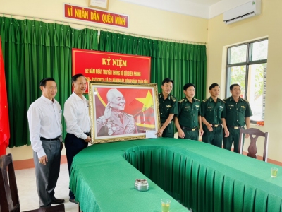 Thăm và chúc mừng Bội đội biên phòng đứng chân trên địa bàn huyện Bù Đốp nhân kỷ niệm 62 năm Ngày truyền thống Bộ đội Biên phòng (03/3/1959 – 03/3/2021) và 32 năm “Ngày Biên phòng toàn dân” (03/3/