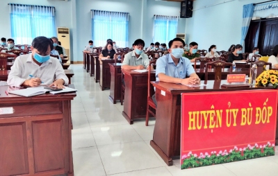 HỘI NGHỊ TRỰC TUYẾN BÁO CÁO VIÊN THÁNG 5/2021