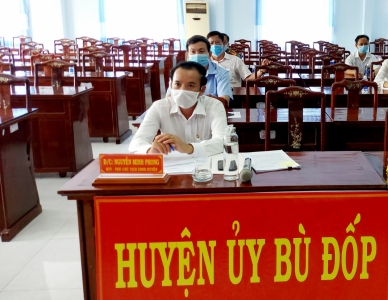 HỘI NGHỊ TRỰC TUYẾN CHUẨN BỊ KỲ THI TỐT NGHIỆP THPT NĂM 2021
