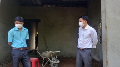 BÙ ĐỐP GẤP RÚT XÂY DỰNG BÀN GIAO 47 NHÀ ĐẠI ĐOÀN KẾT