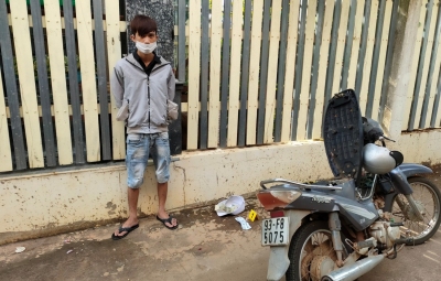 Bù Đốp bắt đối tượng tàng trữ ma túy