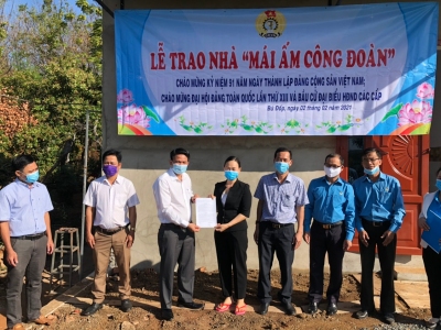 Ấm áp nghĩa tình từ “Mái ấm công đoàn”.