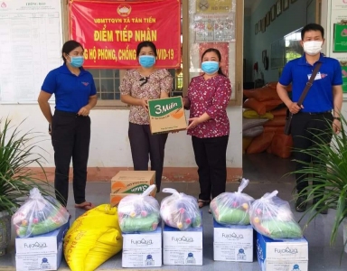 Tuổi trẻ Bù Đốp chung tay đẩy lùi dịch Covid-19.
