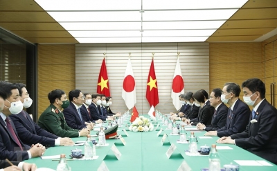Thủ tướng Nhật Bản khẳng định đặc biệt coi trọng quan hệ với Việt Nam