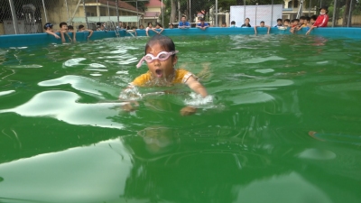 Thanh Hòa: Bế mạc lớp bơi năm 2022