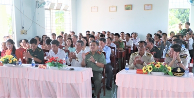 Phát huy, khối đại đoàn kết dân tộc và xây dựng đời sống văn hóa tại khu dân cư ấp Tân Phong, xã Tân Thành.
