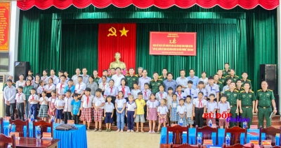 Dự án án “Cán bộ, chiến sĩ Quân đội nâng bước em đến trường”