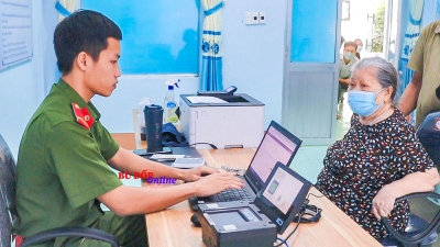 Kết quả thực hiện Đề án 06/CP về phát triển ứng dụng dữ liệu về dân cư tỉnh Bình Phước tháng 12/2023
