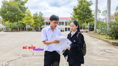 Bù Đốp:  các thí sinh bước vào ngày thi đầu tiên của kỳ thi tốt nghiệp năm 2024