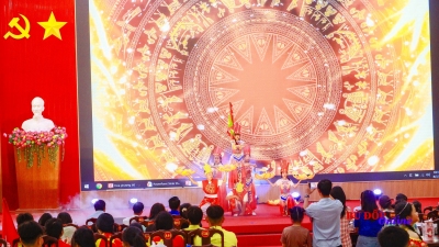 Sôi nổi Liên hoan “Hoa phượng đỏ” huyện Bù Đốp-Hè 2024