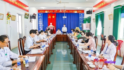 Ban Văn hóa xã hội, HĐND tỉnh giám sát công tác bảo vệ, chăm sóc sức khỏe nhân tại Bù Đốp.