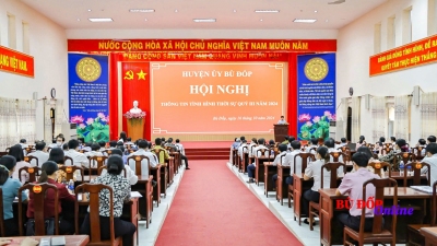 Bù Đốp: tổ chức hội nghị thông tin thời sự quý III năm 2024