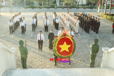 Bù Đốp : Viếng đài tưởng niệm dịp 80 năm thành lập Quân đội Nhân dân Việt Nam