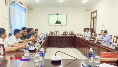 Lãnh đạo huyện Bù Đốp dự hội nghị trực tuyến triển khai xoá nhà tạm, nhà dột nát trên phạm vi cả nước